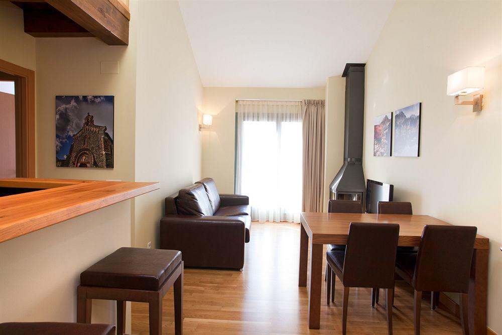 Appartements & Spa Cerdanya Bourg-Madame Bilik gambar
